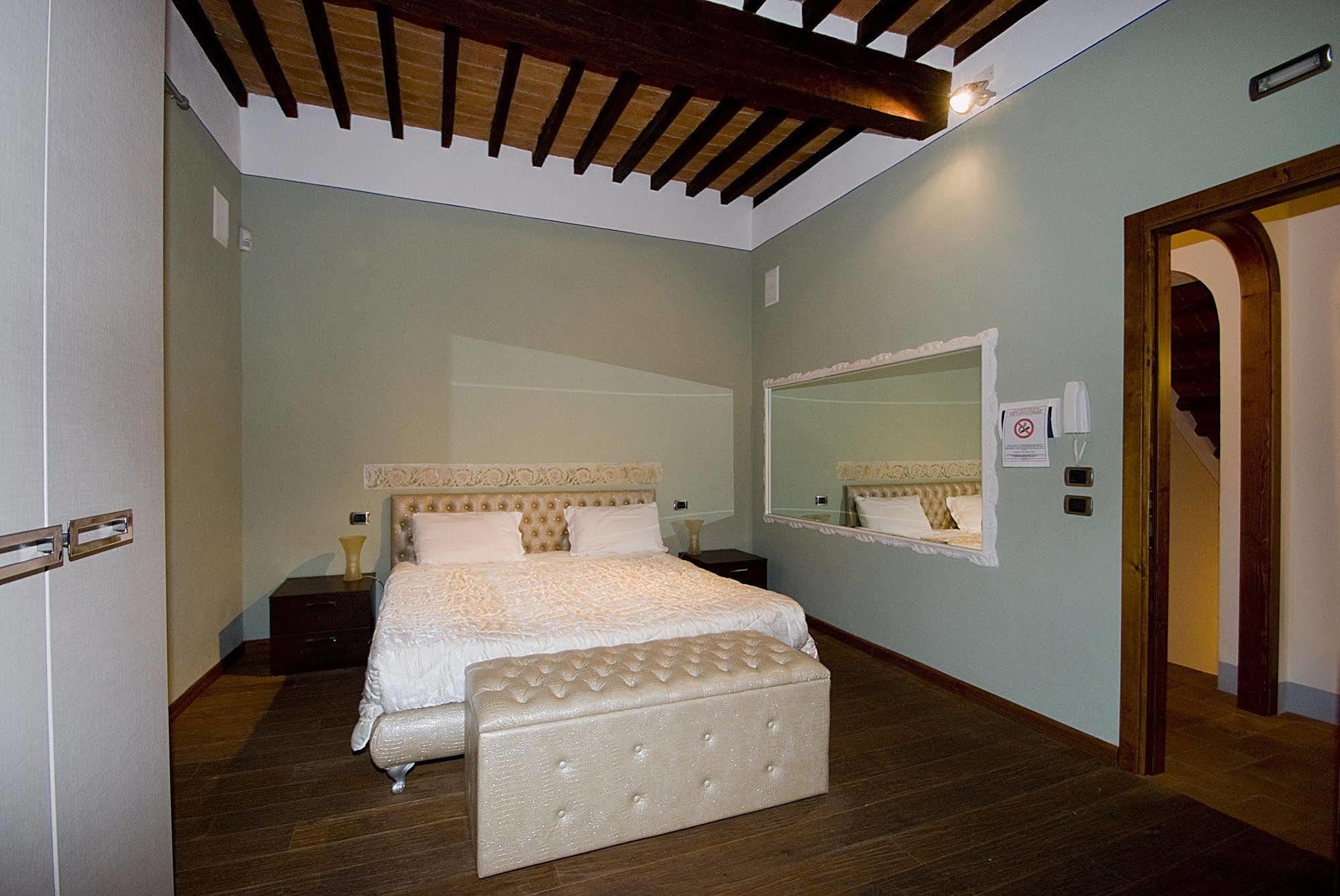 Vicolo Dell'Oste Hotel Montepulciano Exterior photo
